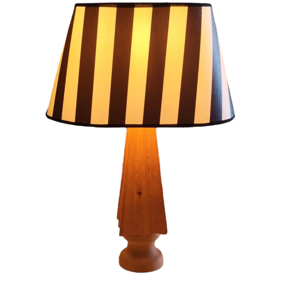 Дървен абажур